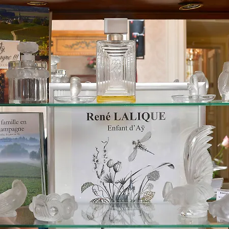 Castel Jeanson Hotel 3*