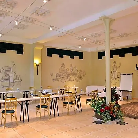 Hotel Castel Jeanson 3*