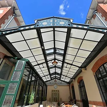 Castel Jeanson Hotel 3*