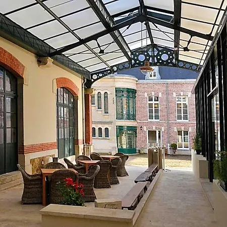 Castel Jeanson Ay-Champagne