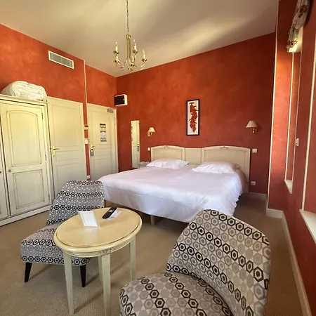 Castel Jeanson Hotel