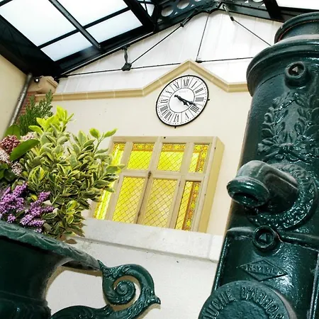 Castel Jeanson 3*
