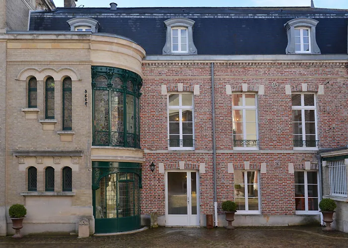 Castel Jeanson 3* Ay-Champagne